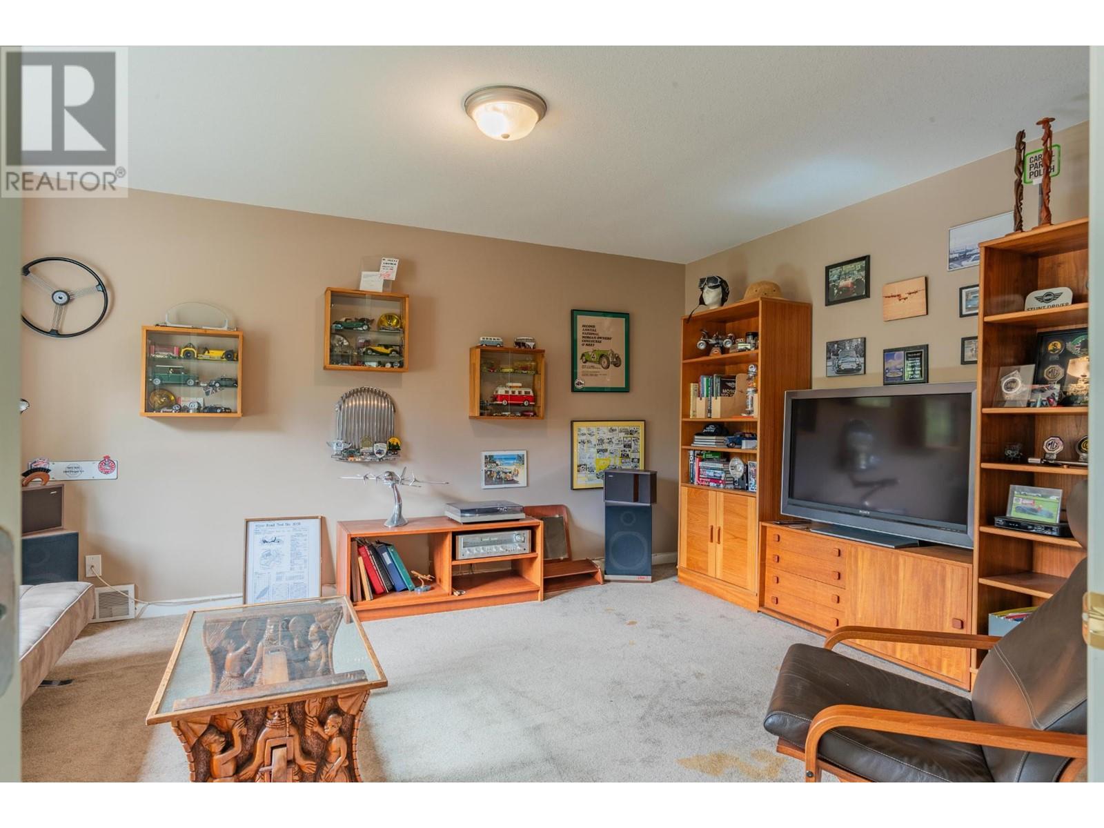 3301 Laburnum Drive, Trail, British Columbia  V1R 2S8 - Photo 31 - 10347459