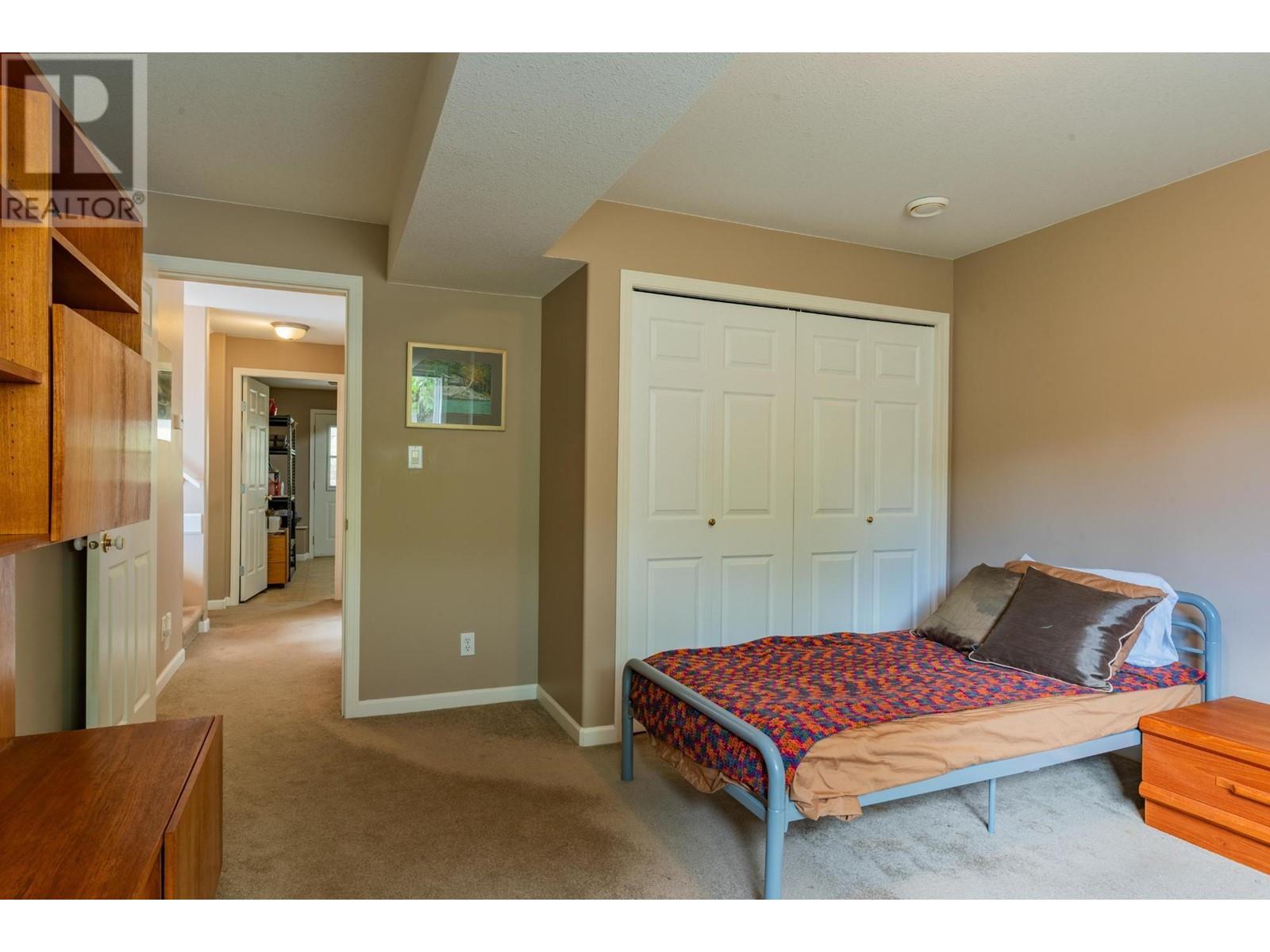 3301 Laburnum Drive, Trail, British Columbia  V1R 2S8 - Photo 38 - 10347459