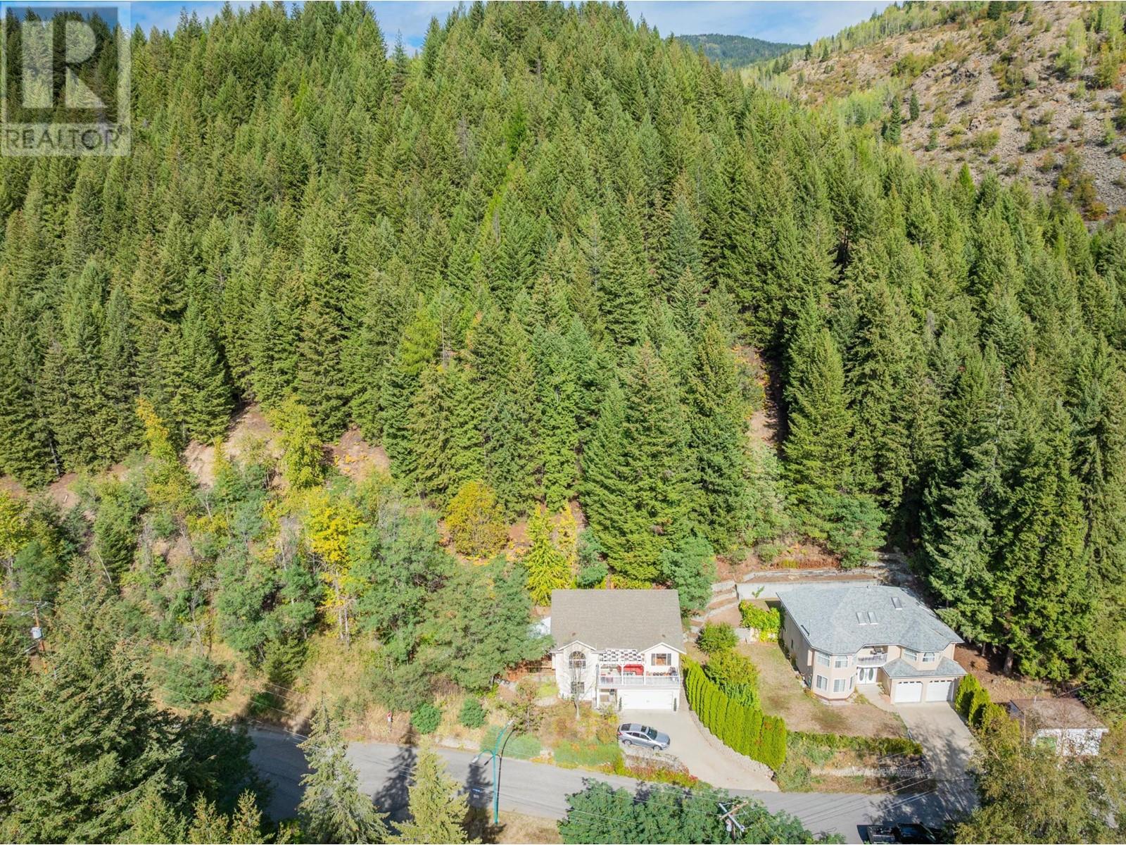 3301 Laburnum Drive, Trail, British Columbia  V1R 2S8 - Photo 55 - 10347459