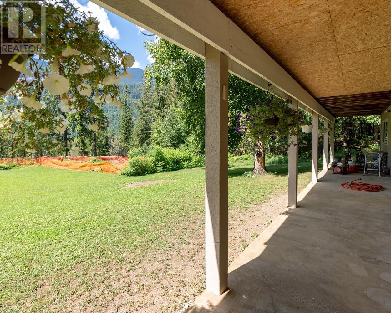 467 Meadow Creek Road, Meadow Creek, British Columbia  V0G 1N0 - Photo 20 - 10345685