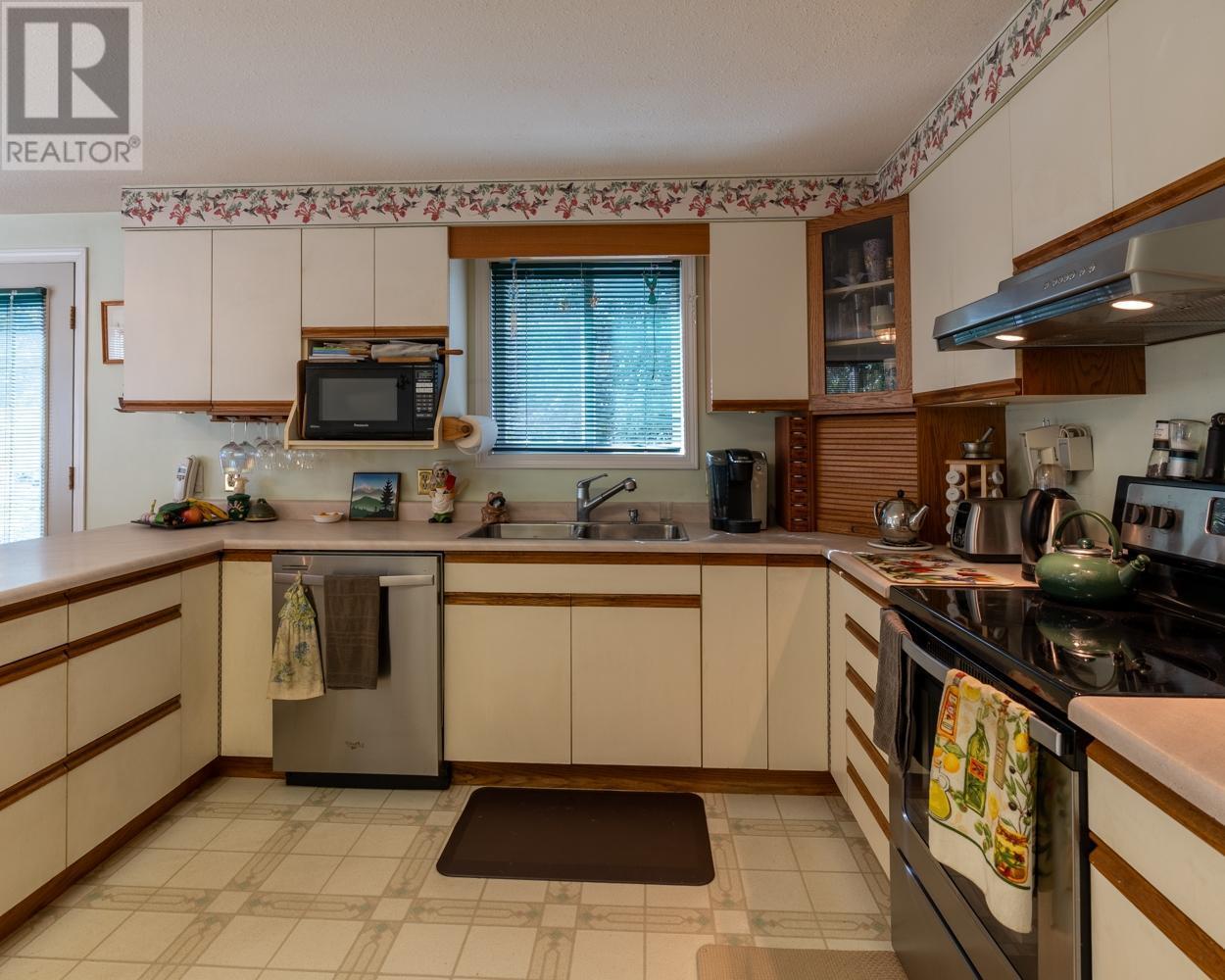 467 Meadow Creek Road, Meadow Creek, British Columbia  V0G 1N0 - Photo 25 - 10345685