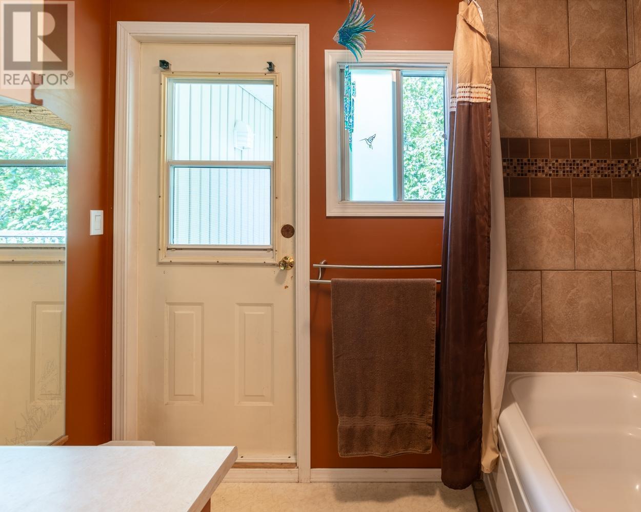467 Meadow Creek Road, Meadow Creek, British Columbia  V0G 1N0 - Photo 34 - 10345685