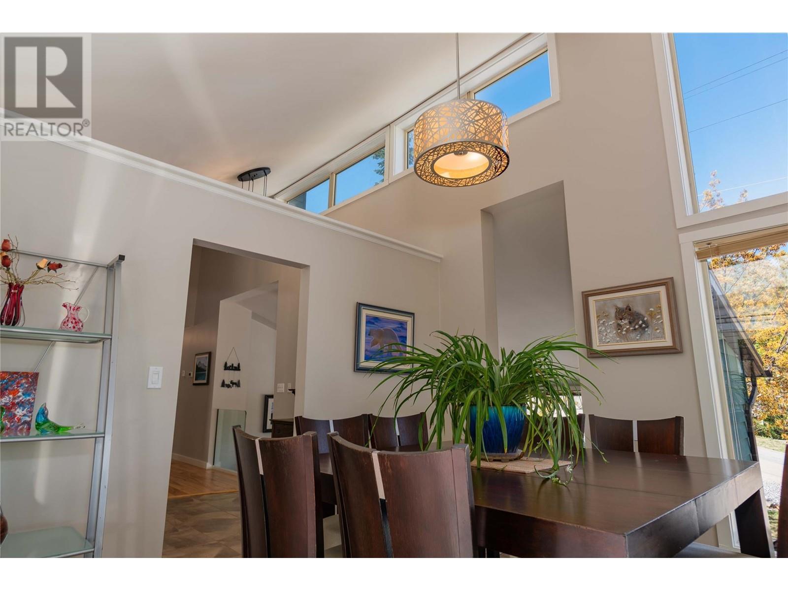 1577 Victoria Avenue, Rossland, British Columbia  V0G 1Y0 - Photo 11 - 10347301