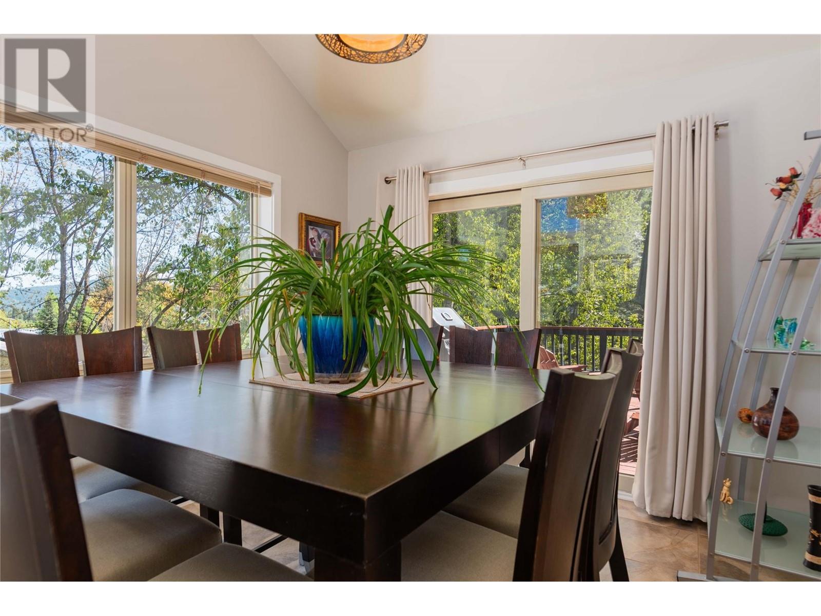 1577 Victoria Avenue, Rossland, British Columbia  V0G 1Y0 - Photo 12 - 10347301