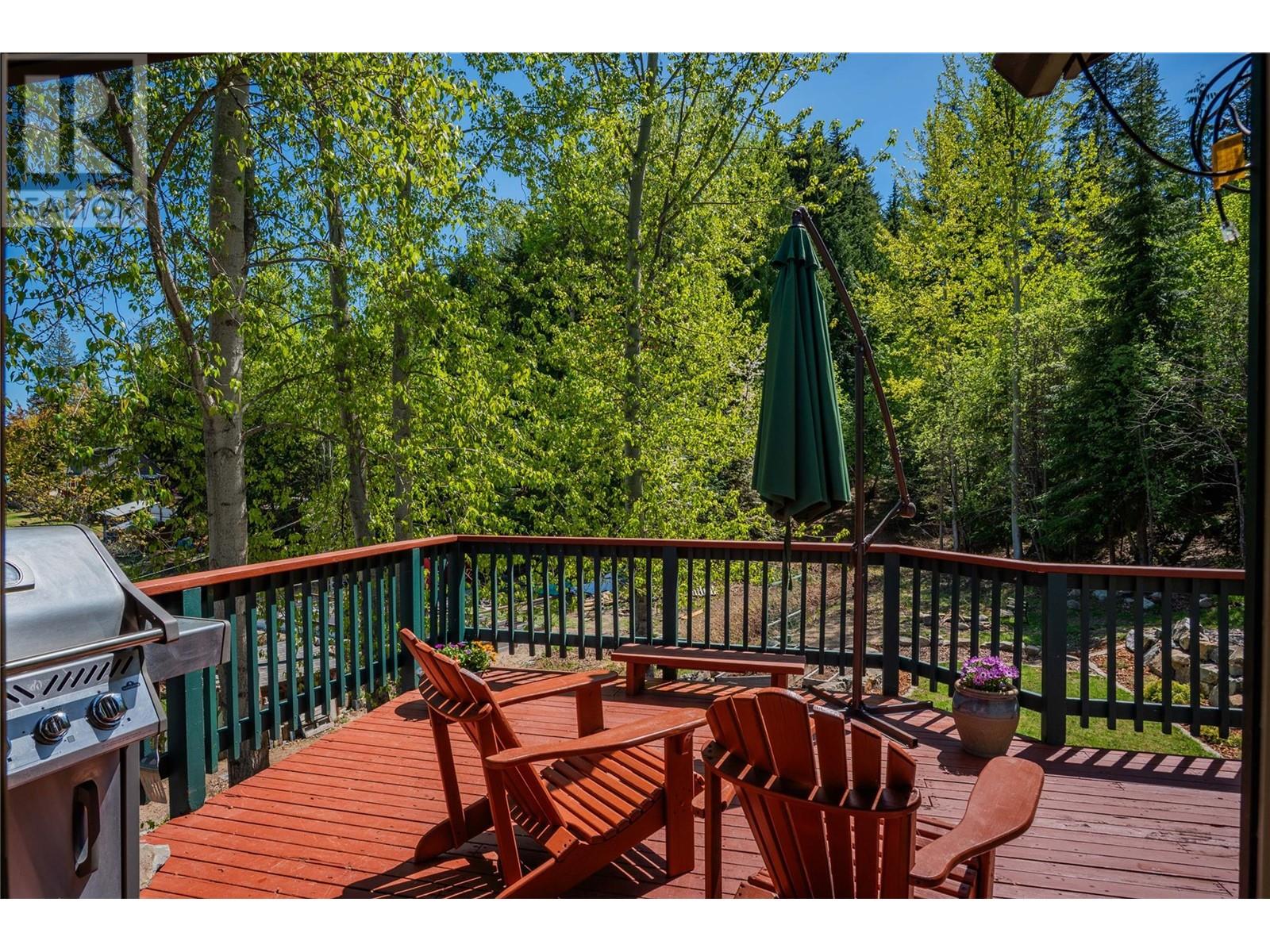 1577 Victoria Avenue, Rossland, British Columbia  V0G 1Y0 - Photo 13 - 10347301