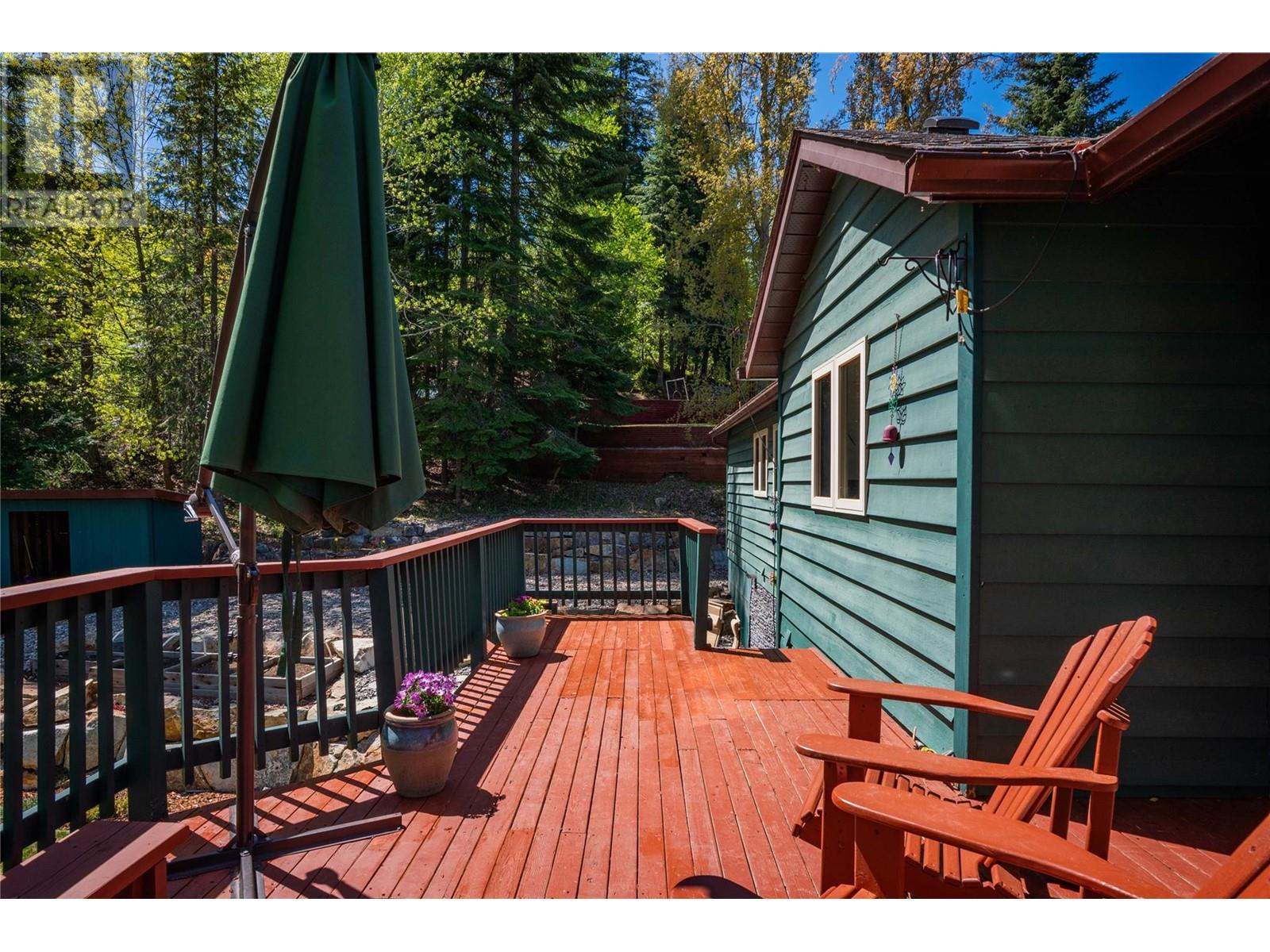 1577 Victoria Avenue, Rossland, British Columbia  V0G 1Y0 - Photo 15 - 10347301