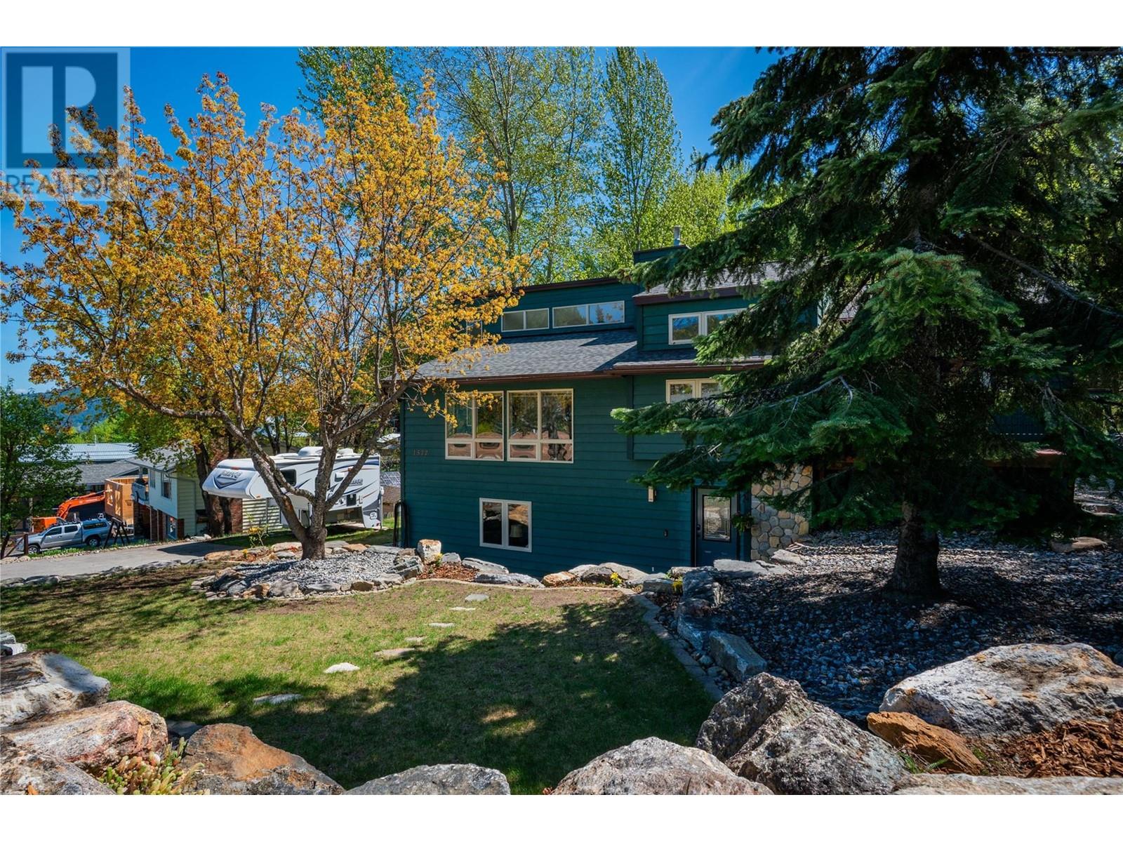 1577 Victoria Avenue, Rossland, British Columbia  V0G 1Y0 - Photo 58 - 10347301