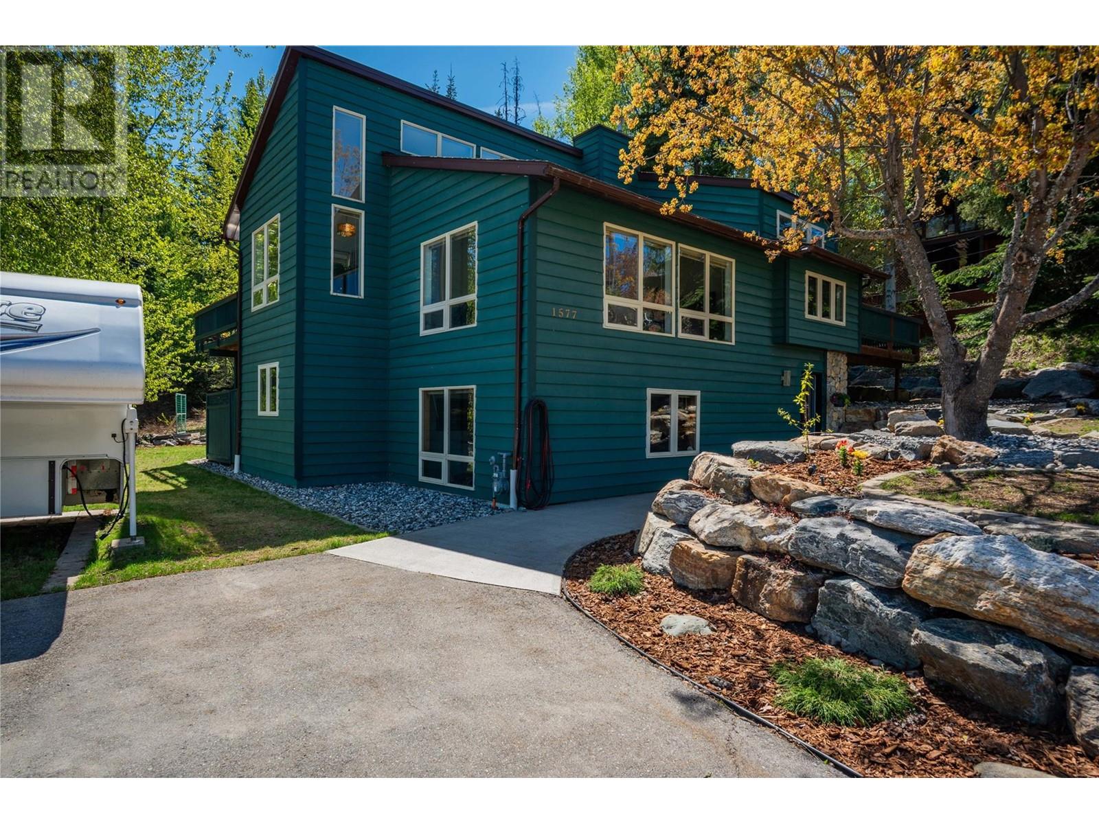 1577 Victoria Avenue, Rossland, British Columbia  V0G 1Y0 - Photo 67 - 10347301