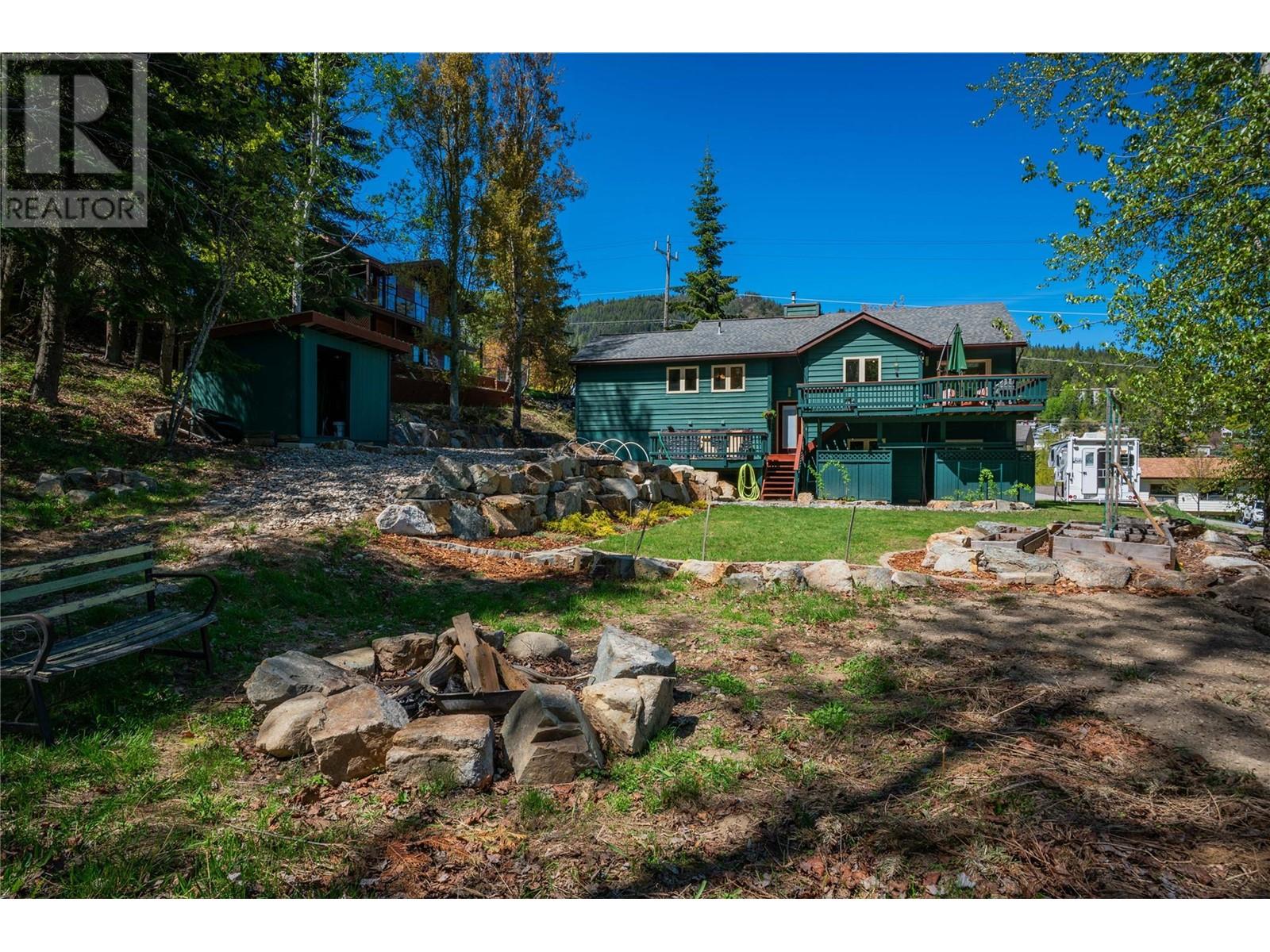 1577 Victoria Avenue, Rossland, British Columbia  V0G 1Y0 - Photo 71 - 10347301