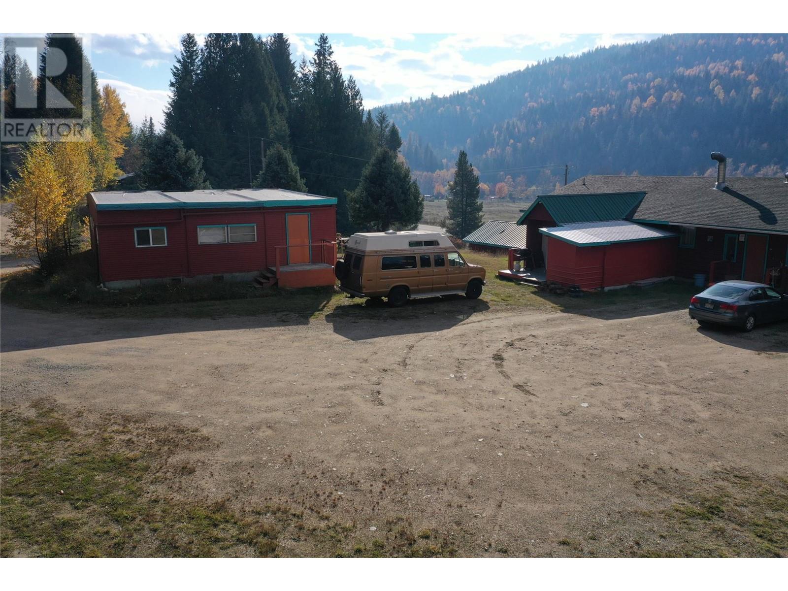 2276 6 Highway, Crescent Valley, British Columbia  V0G 1H0 - Photo 13 - 10347620