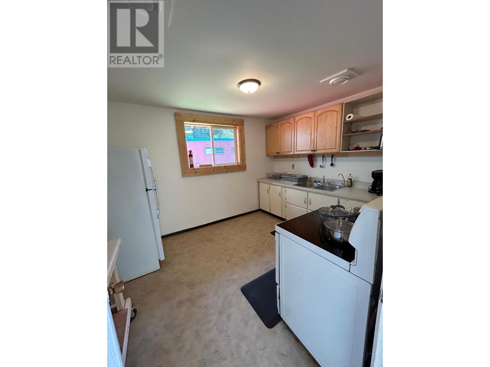 2276 6 Highway, Crescent Valley, British Columbia  V0G 1H0 - Photo 22 - 10347620