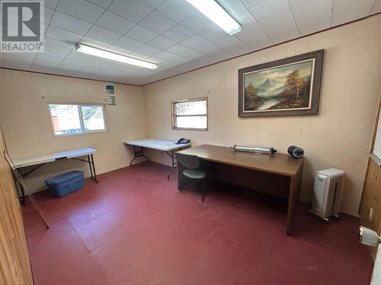 2276 6 Highway, Crescent Valley, British Columbia  V0G 1H0 - Photo 27 - 10347620