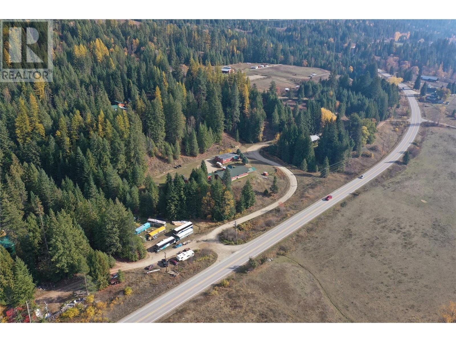 2276 6 Highway, Crescent Valley, British Columbia  V0G 1H0 - Photo 4 - 10347620