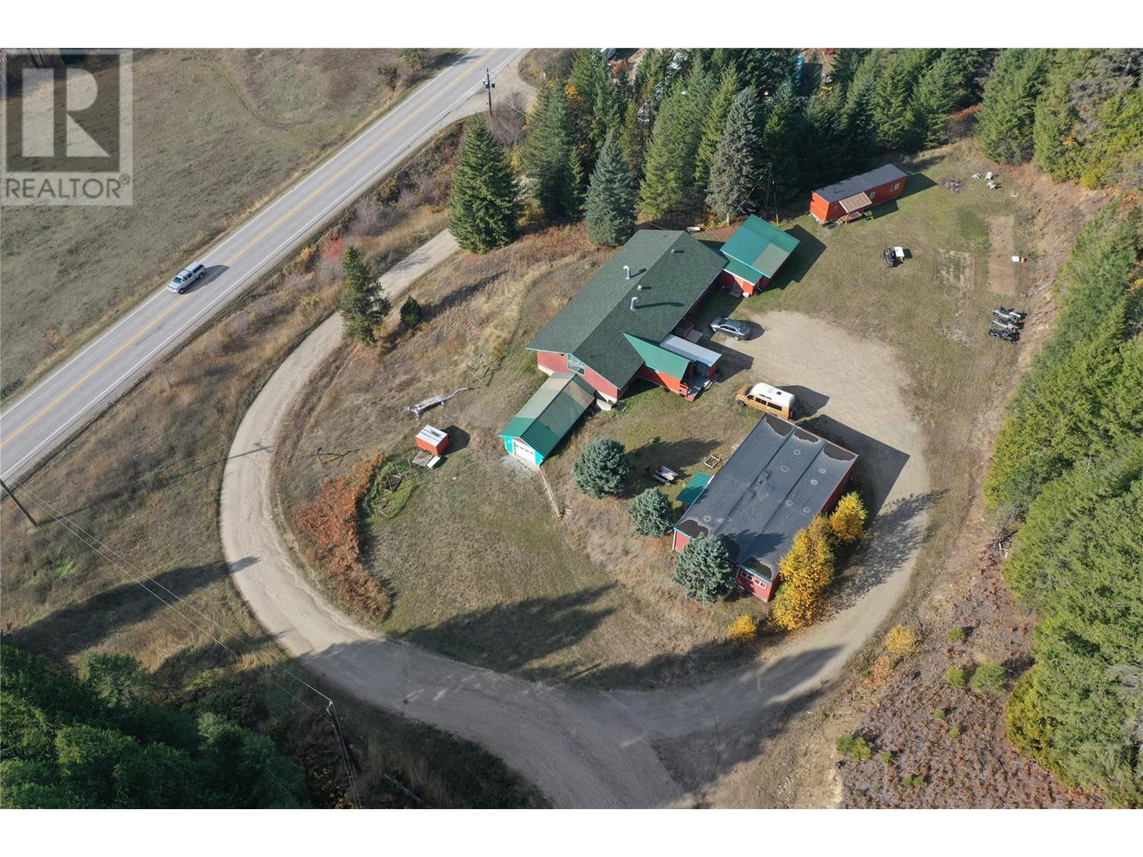 2276 6 Highway, Crescent Valley, British Columbia  V0G 1H0 - Photo 6 - 10347620