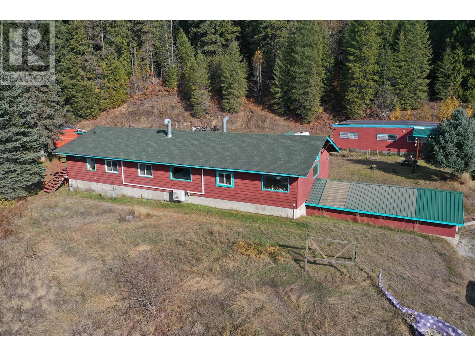 2276 6 Highway, Crescent Valley, British Columbia  V0G 1H0 - Photo 8 - 10347620