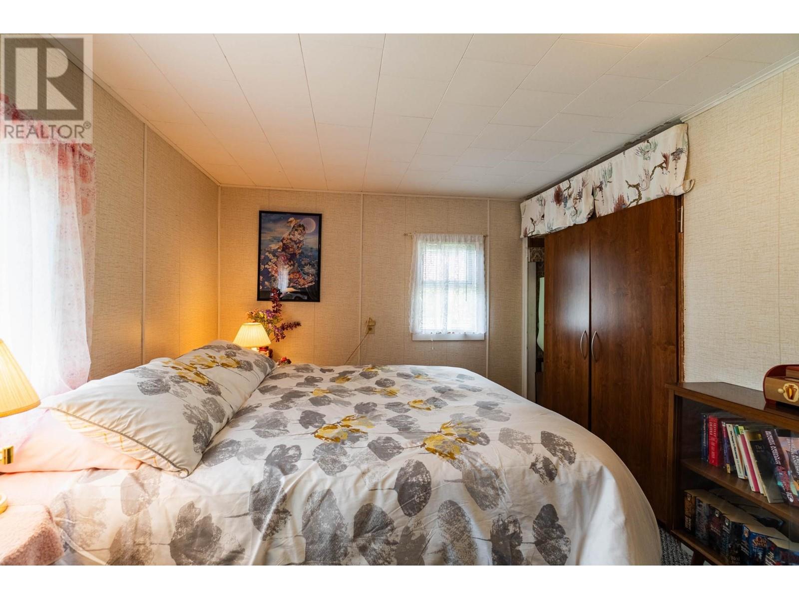 112 Josephine Street, New Denver, British Columbia  V0G 1S0 - Photo 27 - 10347633