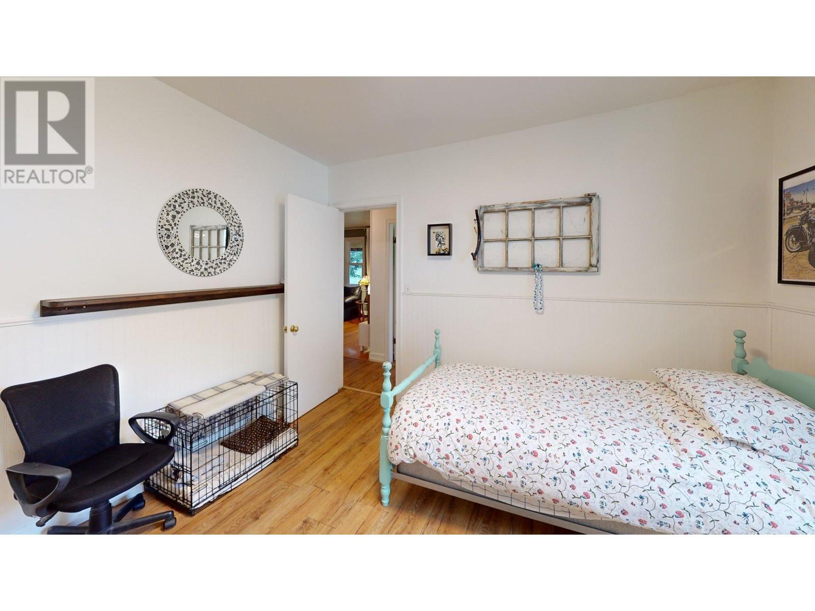 60 Highway 22, Rossland, British Columbia  V0G 1Y0 - Photo 14 - 10347637