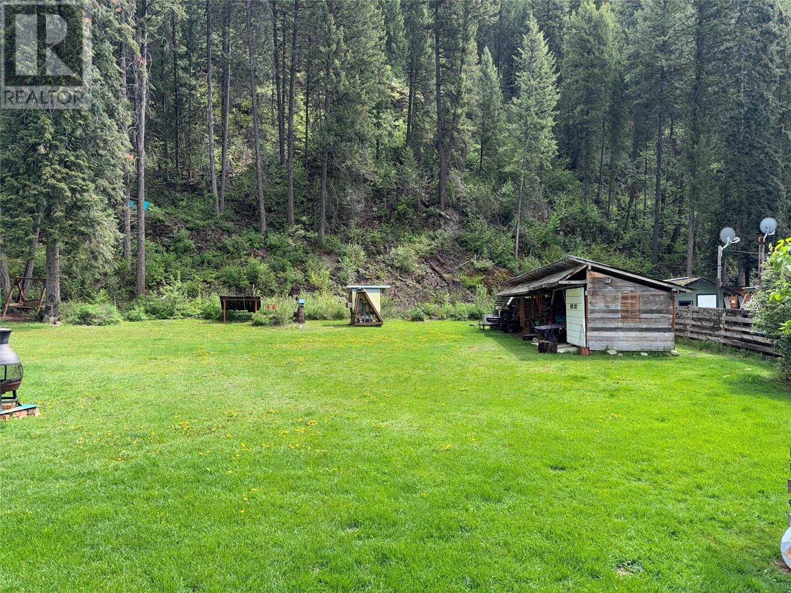 60 Highway 22, Rossland, British Columbia  V0G 1Y0 - Photo 41 - 10347637