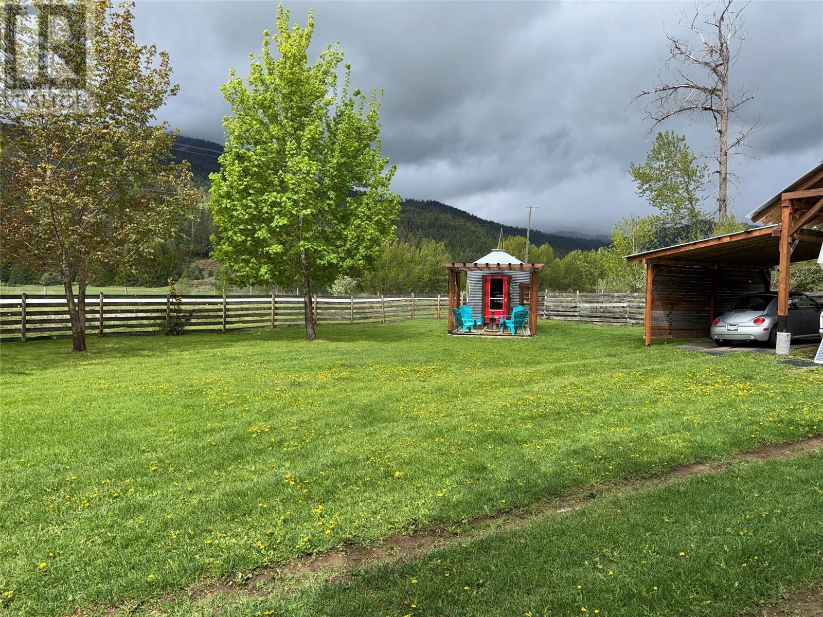 60 Highway 22, Rossland, British Columbia  V0G 1Y0 - Photo 48 - 10347637