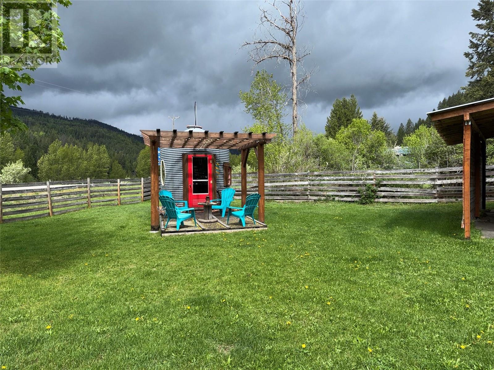 60 Highway 22, Rossland, British Columbia  V0G 1Y0 - Photo 49 - 10347637