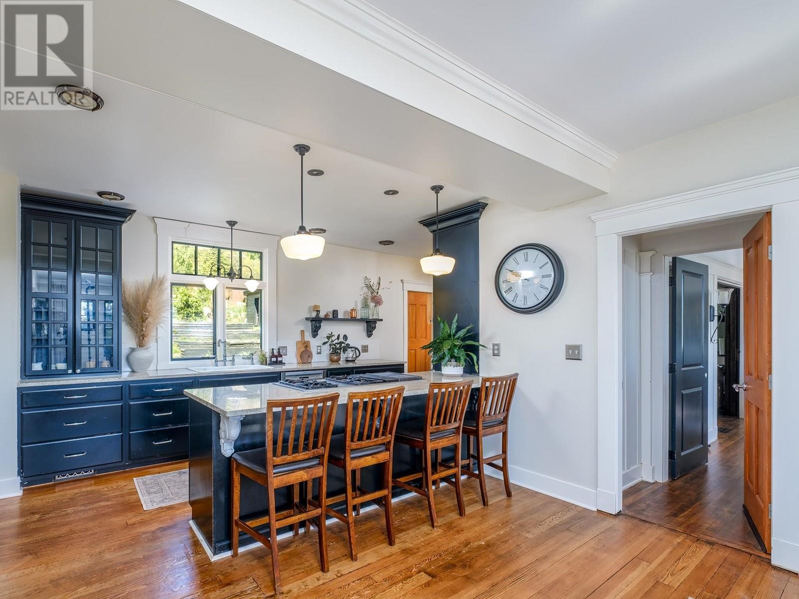 1345 Spokane Street, Rossland, British Columbia  V0G 1Y0 - Photo 8 - 10346634