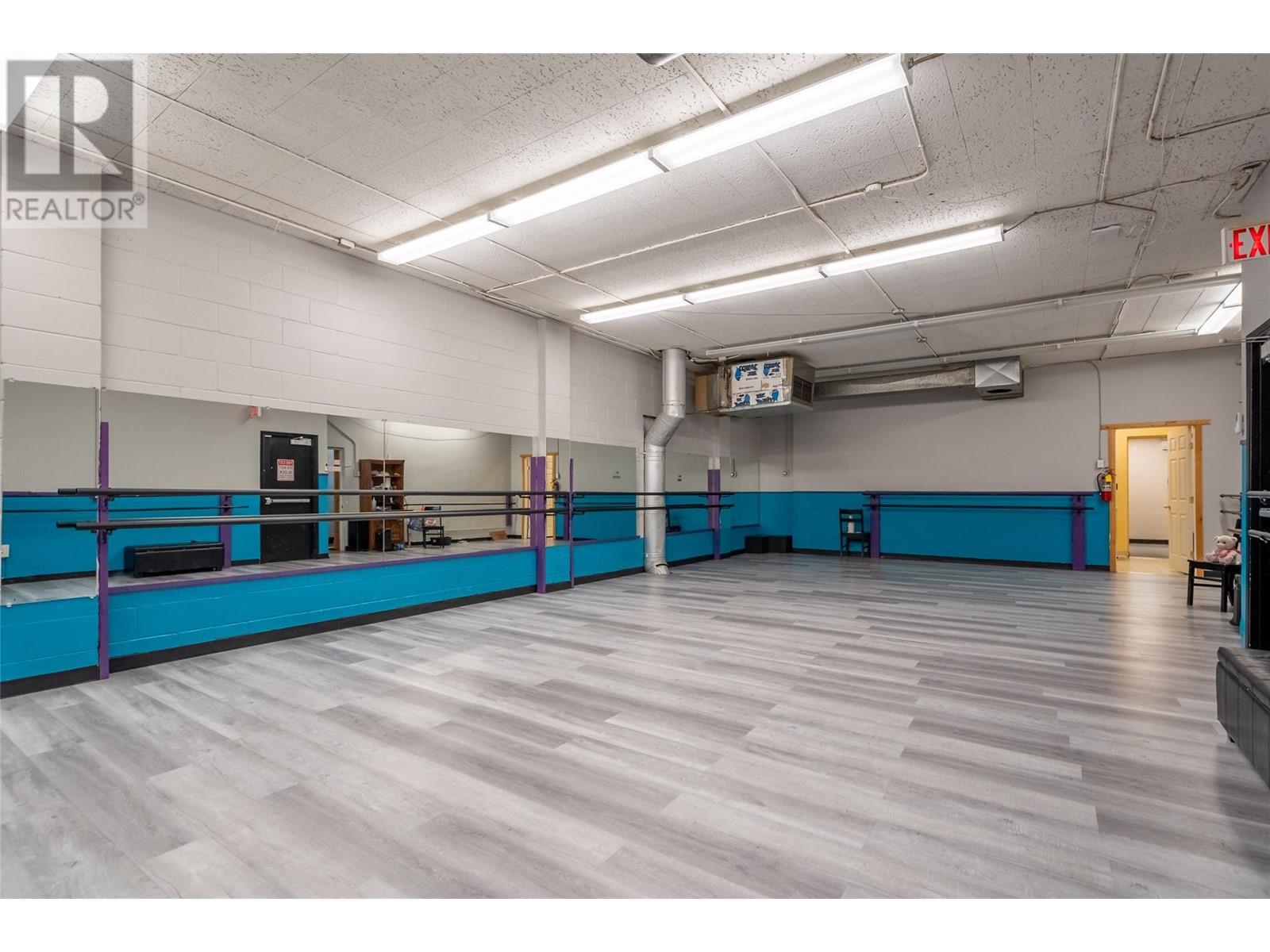 1163 Cedar Avenue, Trail, British Columbia  V1R 4B8 - Photo 30 - 10348054