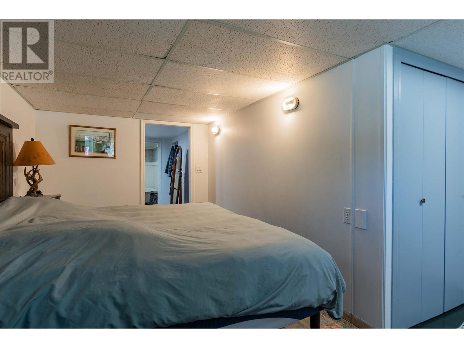 1626 Leroi Avenue, Rossland, British Columbia  V0G 1Y0 - Photo 32 - 10347804