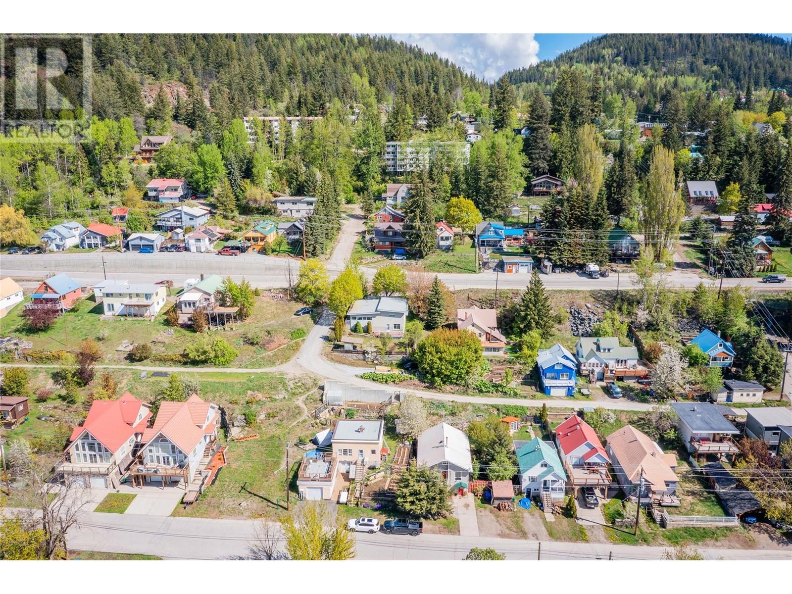 1626 Leroi Avenue, Rossland, British Columbia  V0G 1Y0 - Photo 46 - 10347804