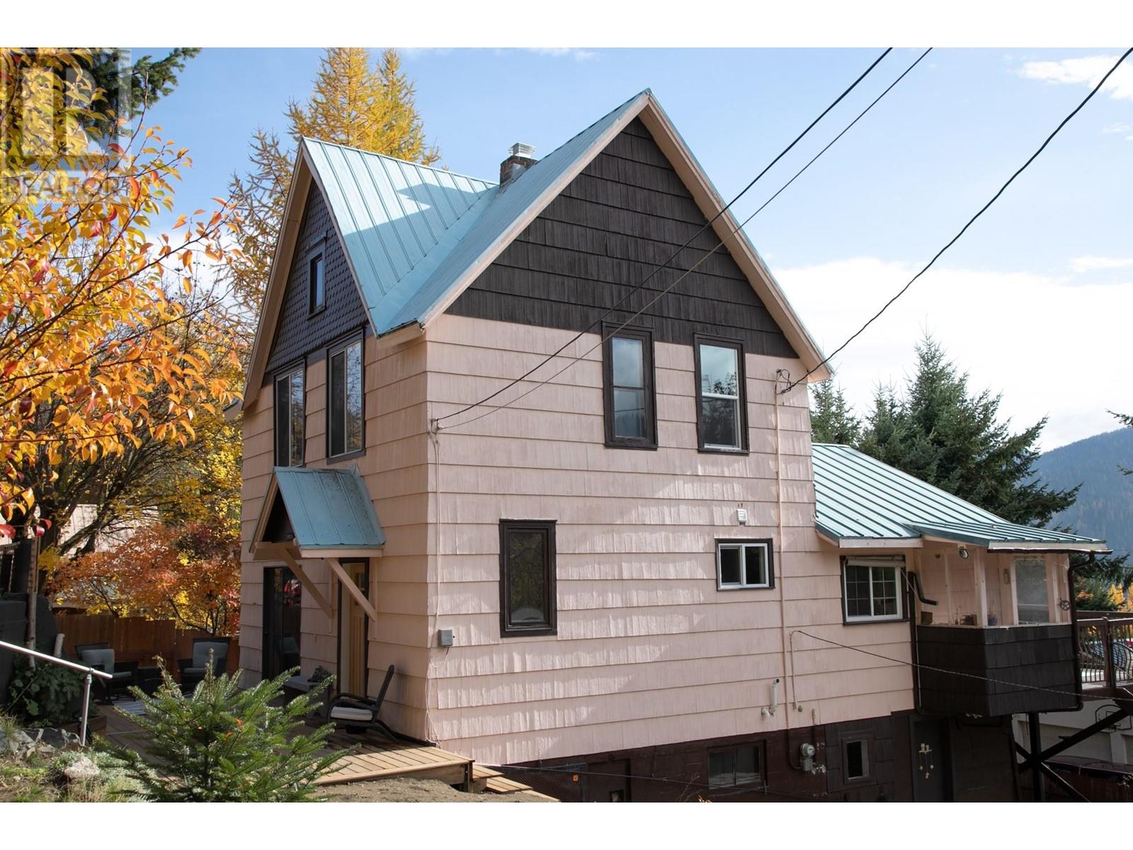 1925 Kootenay Avenue, Rossland, British Columbia  V0G 1Y0 - Photo 30 - 10347383