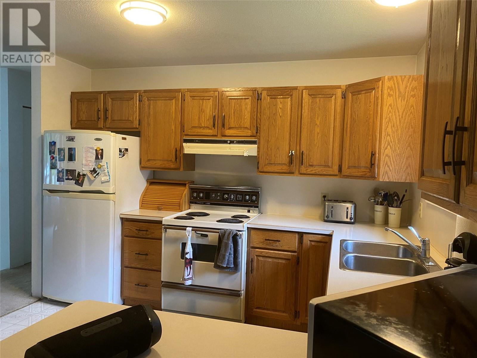 1050 Webb Road, South Slocan, British Columbia  V0G 2G0 - Photo 12 - 10347656