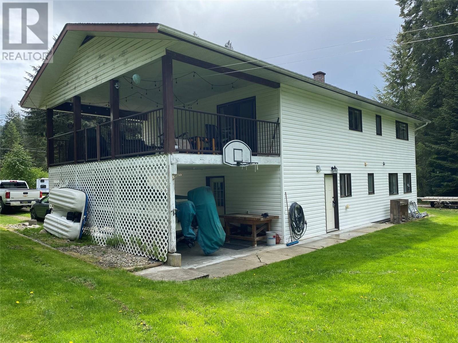 1050 Webb Road, South Slocan, British Columbia  V0G 2G0 - Photo 2 - 10347656
