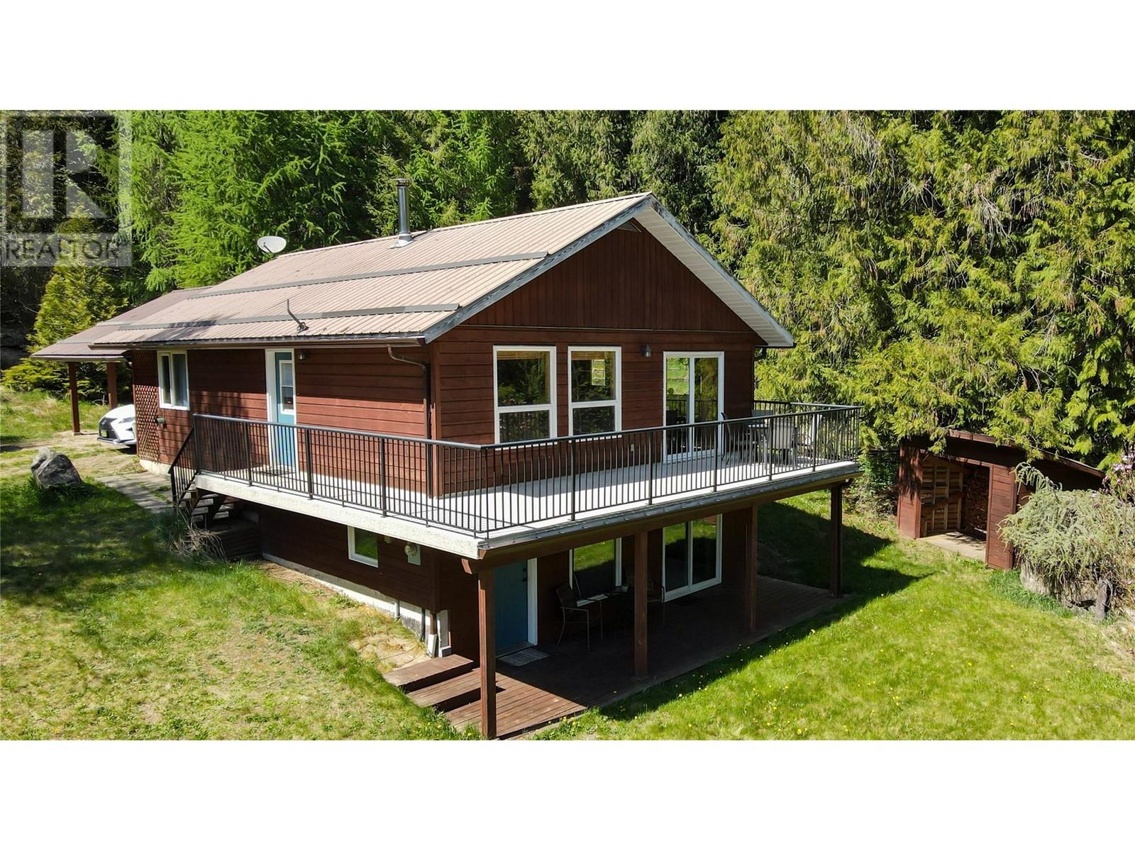 5949 Slocan River Road, Appledale, British Columbia  V0G 2J0 - Photo 1 - 10348180