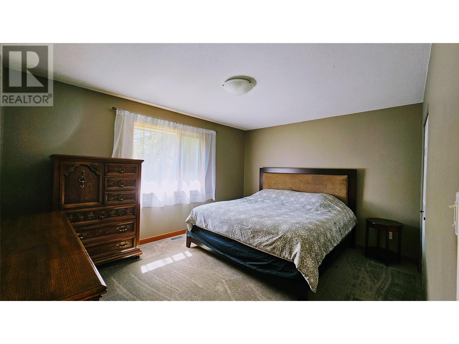 5949 Slocan River Road, Appledale, British Columbia  V0G 2J0 - Photo 12 - 10348180