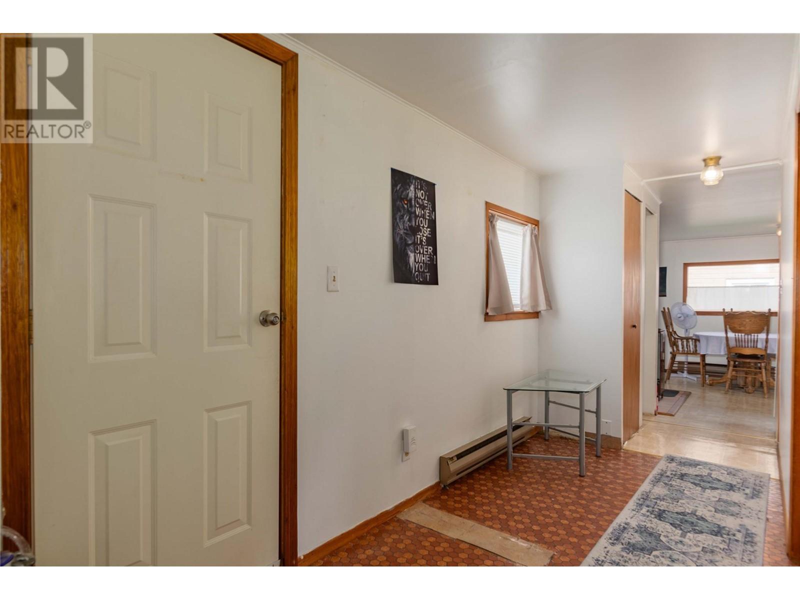 912 Kildare Street, New Denver, British Columbia  V0G 1S0 - Photo 13 - 10347415