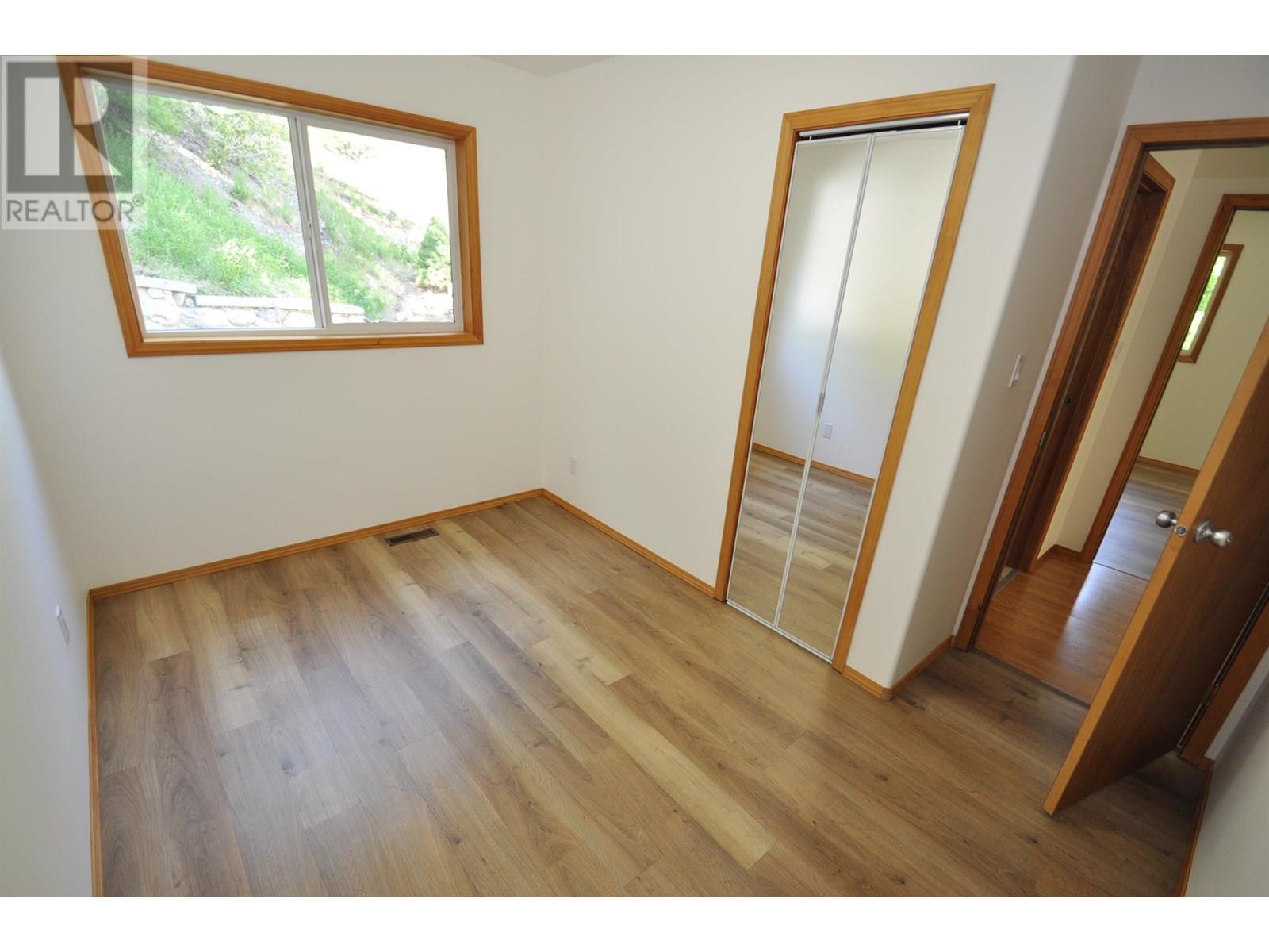 8917 Meadow Street, Balfour, British Columbia  V0G 1C0 - Photo 25 - 10348294