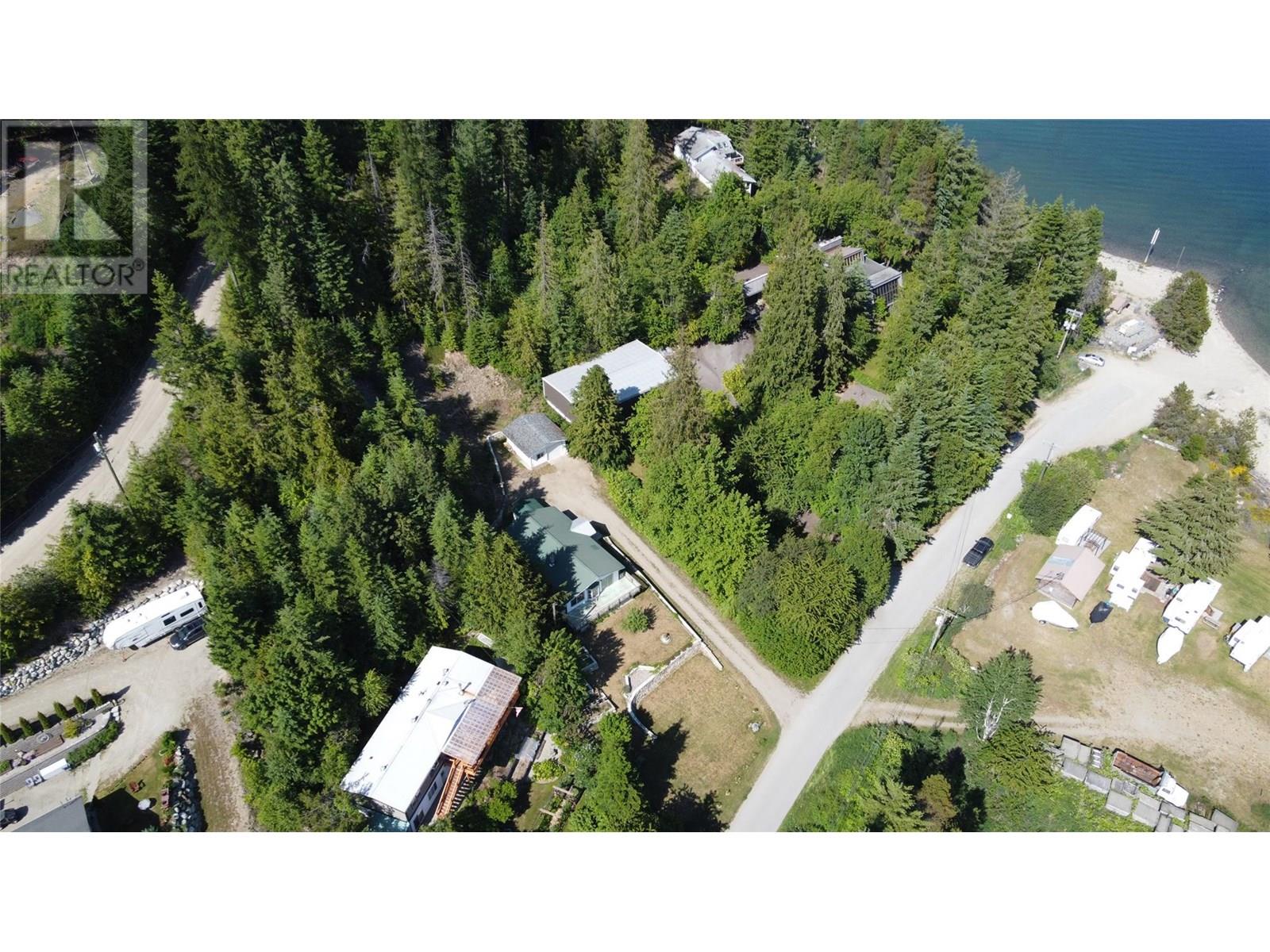 8917 Meadow Street, Balfour, British Columbia  V0G 1C0 - Photo 6 - 10348294