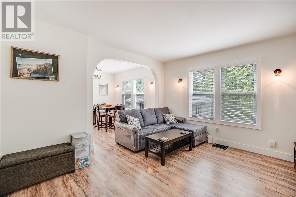 1667 Cedar Avenue, Trail, British Columbia  V1R 4C9 - Photo 21 - 10347396