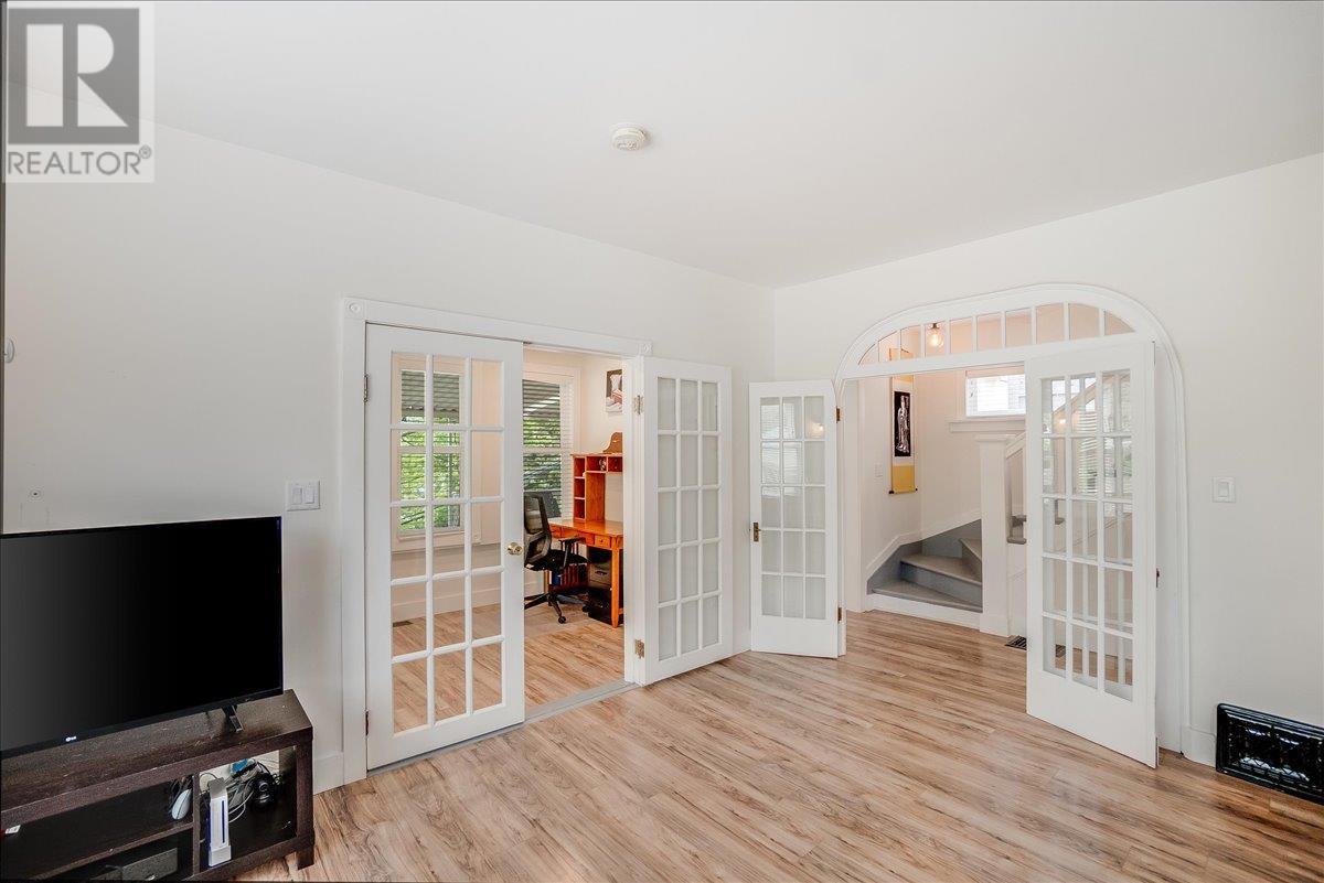 1667 Cedar Avenue, Trail, British Columbia  V1R 4C9 - Photo 23 - 10347396