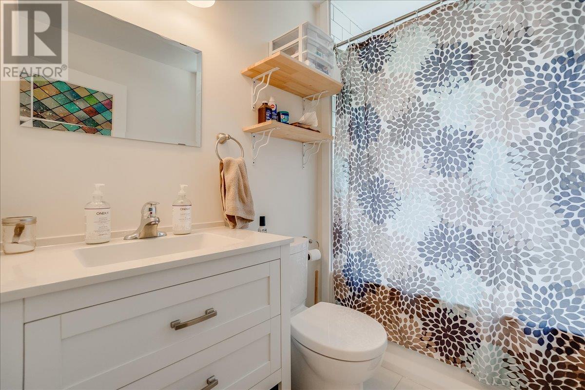 1667 Cedar Avenue, Trail, British Columbia  V1R 4C9 - Photo 29 - 10347396