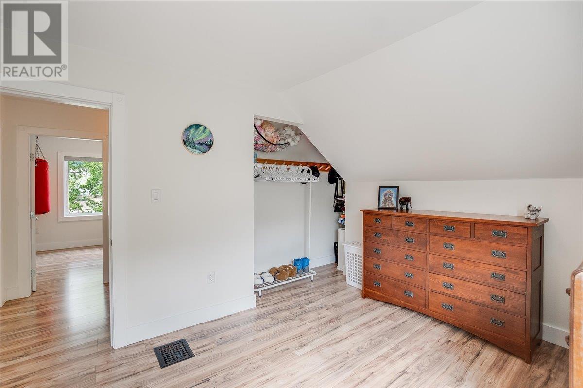 1667 Cedar Avenue, Trail, British Columbia  V1R 4C9 - Photo 33 - 10347396