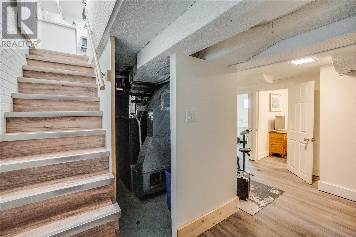 1667 Cedar Avenue, Trail, British Columbia  V1R 4C9 - Photo 36 - 10347396