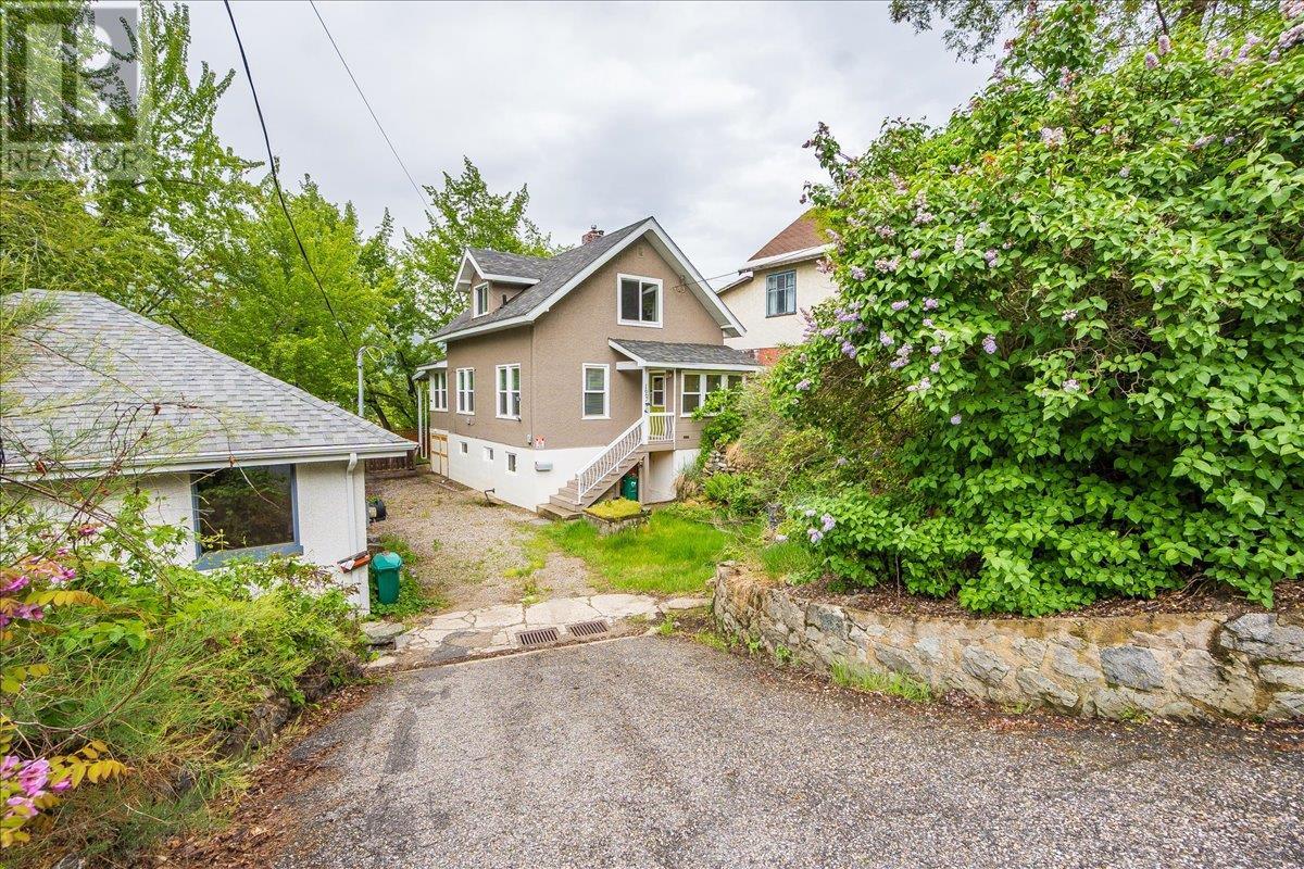 1667 Cedar Avenue, Trail, British Columbia  V1R 4C9 - Photo 47 - 10347396