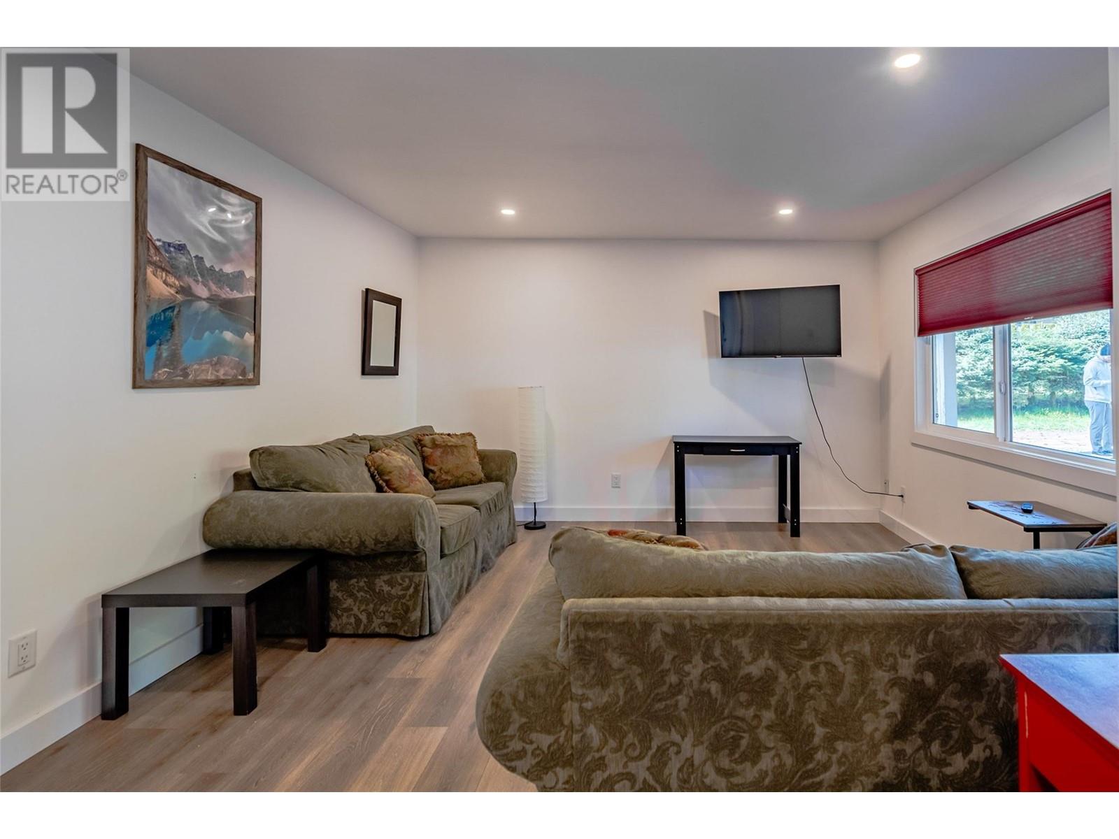 1810 First Street, Fruitvale, British Columbia  V0G 1L0 - Photo 15 - 10348295