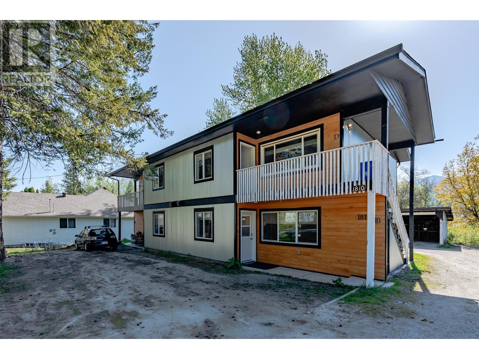 1810 First Street, Fruitvale, British Columbia  V0G 1L0 - Photo 2 - 10348295