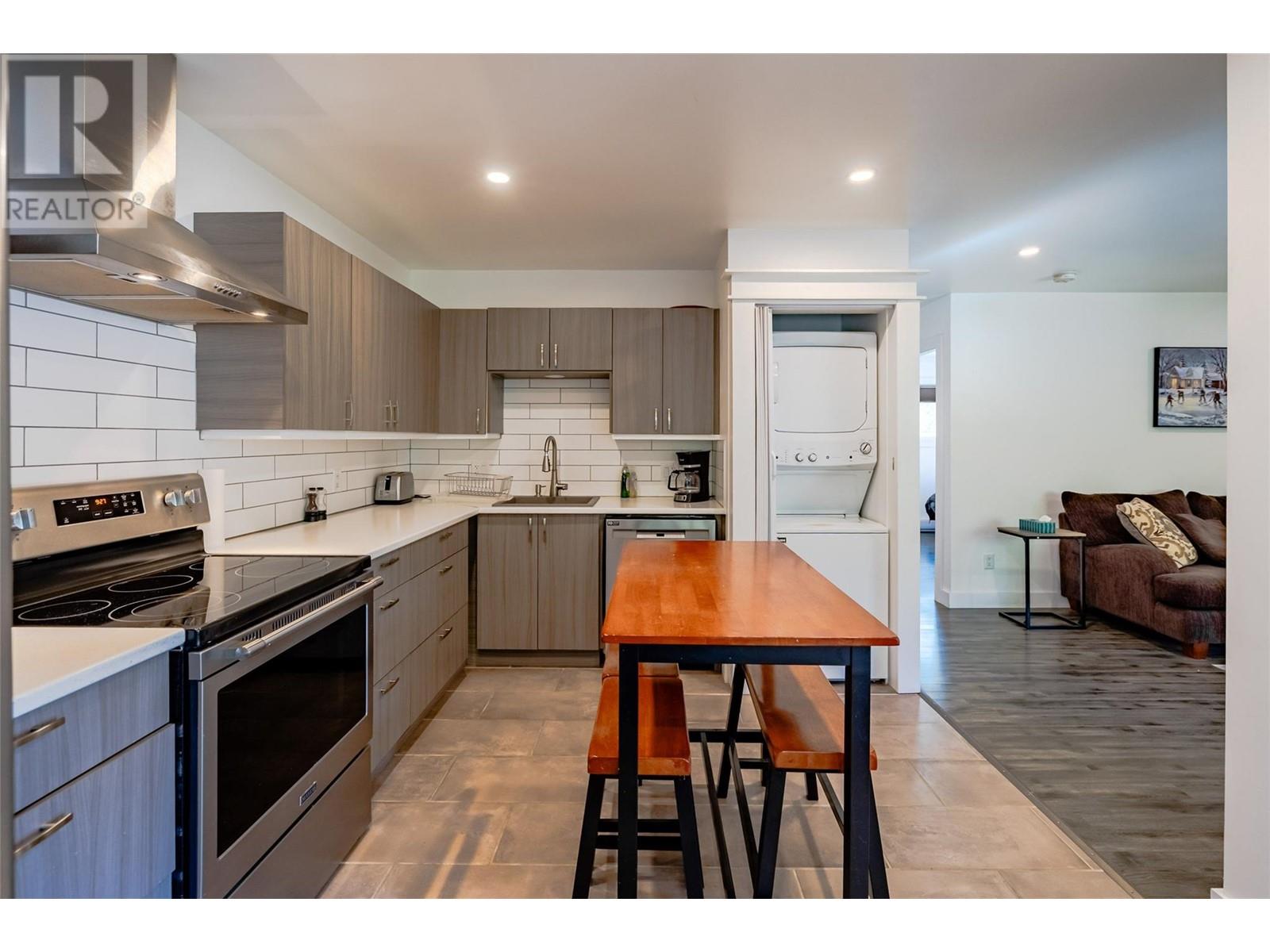 1810 First Street, Fruitvale, British Columbia  V0G 1L0 - Photo 24 - 10348295