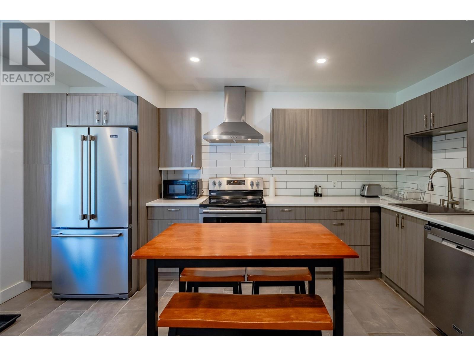 1810 First Street, Fruitvale, British Columbia  V0G 1L0 - Photo 25 - 10348295