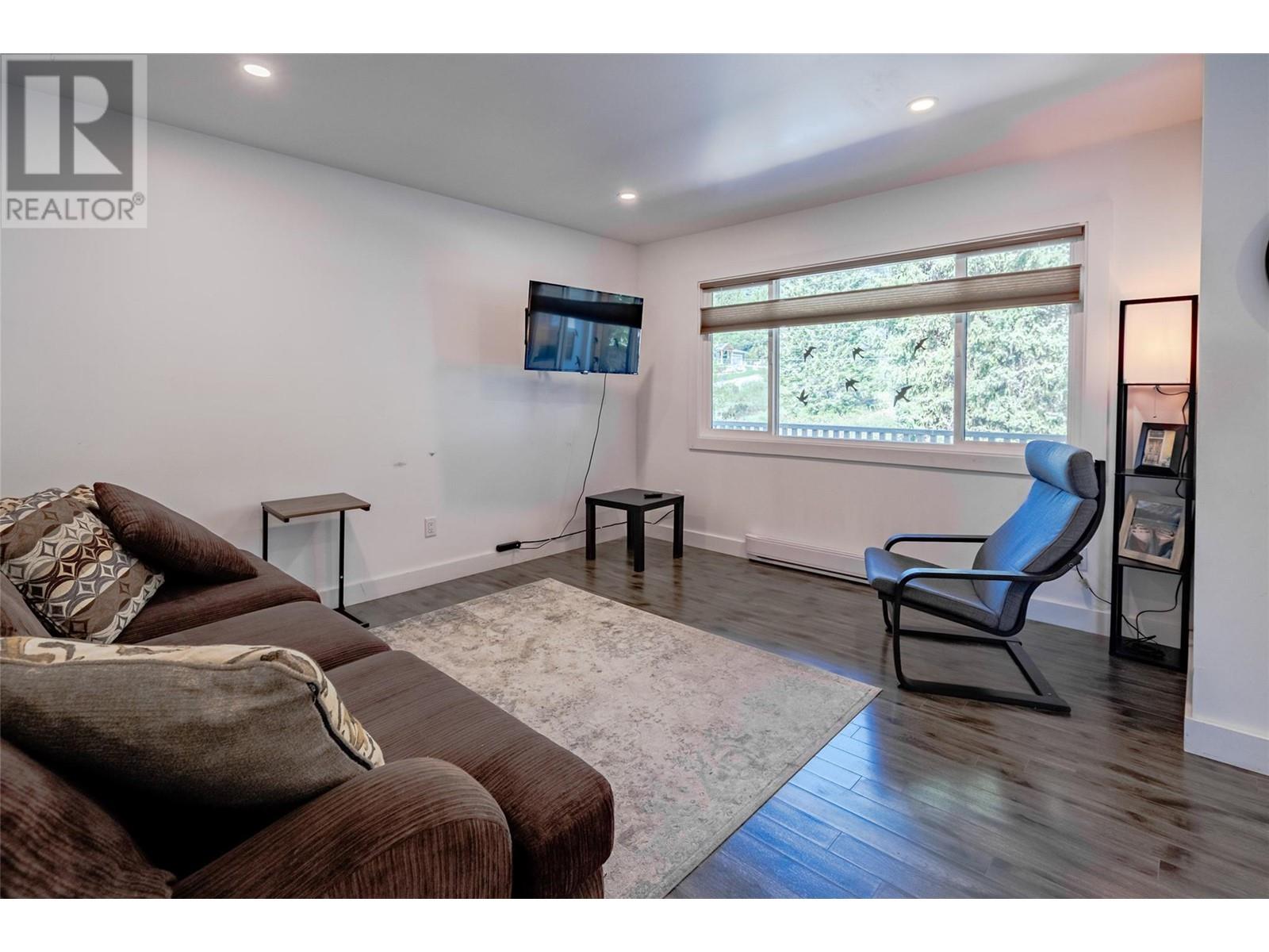 1810 First Street, Fruitvale, British Columbia  V0G 1L0 - Photo 29 - 10348295