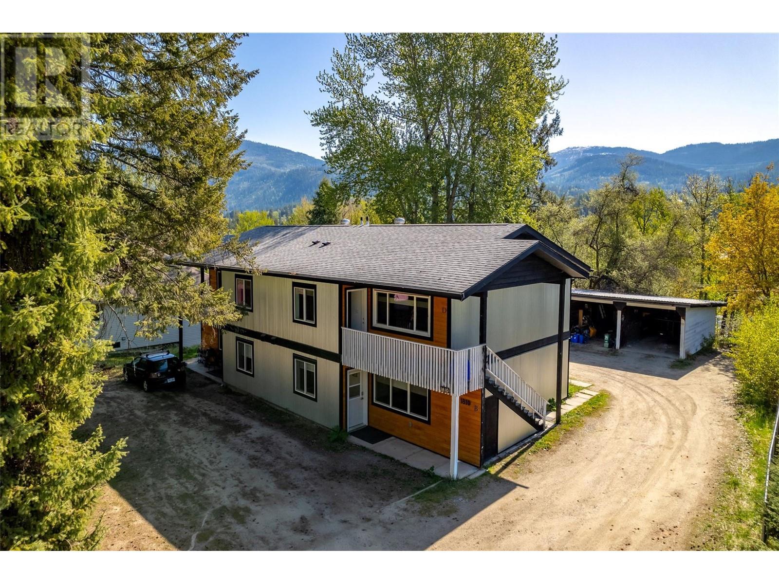 1810 First Street, Fruitvale, British Columbia  V0G 1L0 - Photo 3 - 10348295