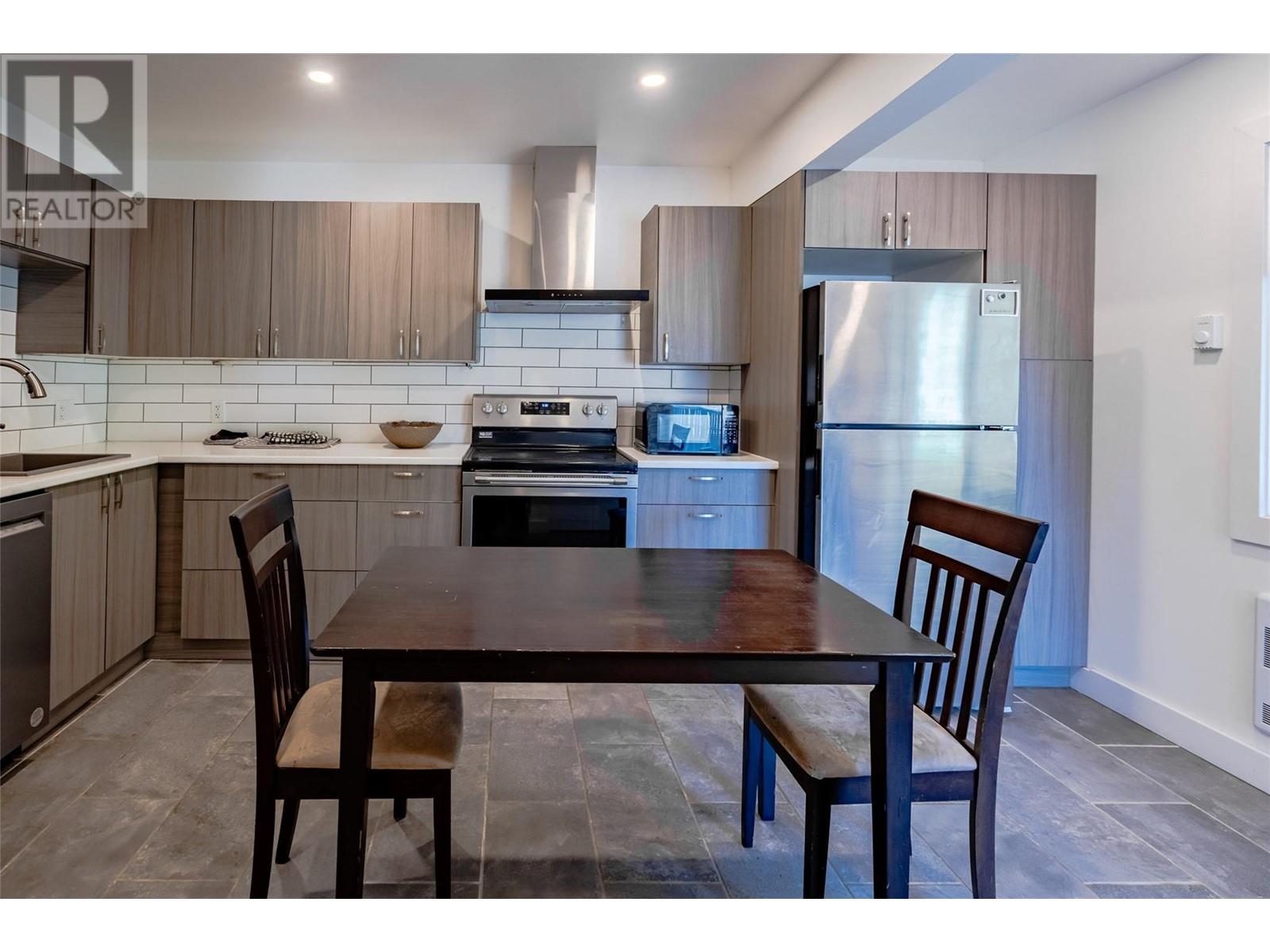 1810 First Street, Fruitvale, British Columbia  V0G 1L0 - Photo 40 - 10348295