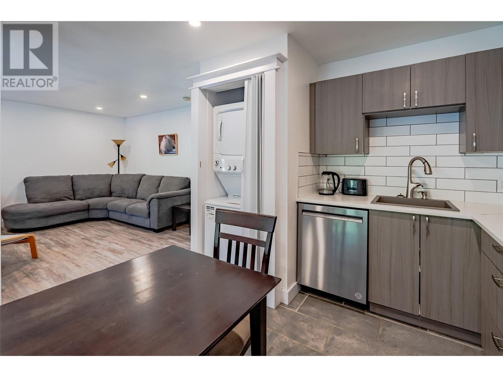 1810 First Street, Fruitvale, British Columbia  V0G 1L0 - Photo 41 - 10348295